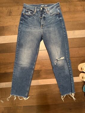 Old Navy Distressed Cropped Blue High-Rise Jeans